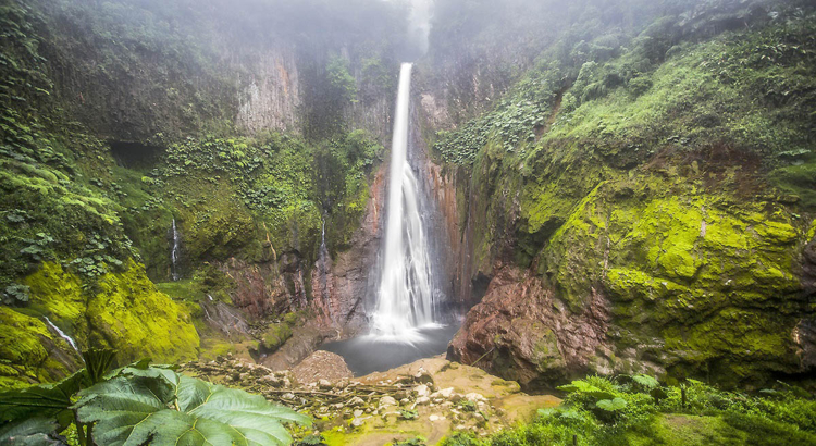 Costa Rica Catarata-BajosdelToro-Alajuela